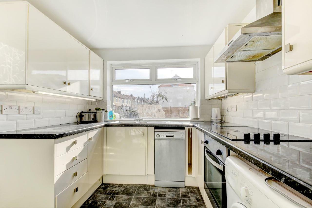 Lovely 3 Bed House In Bristol Villa Exterior photo