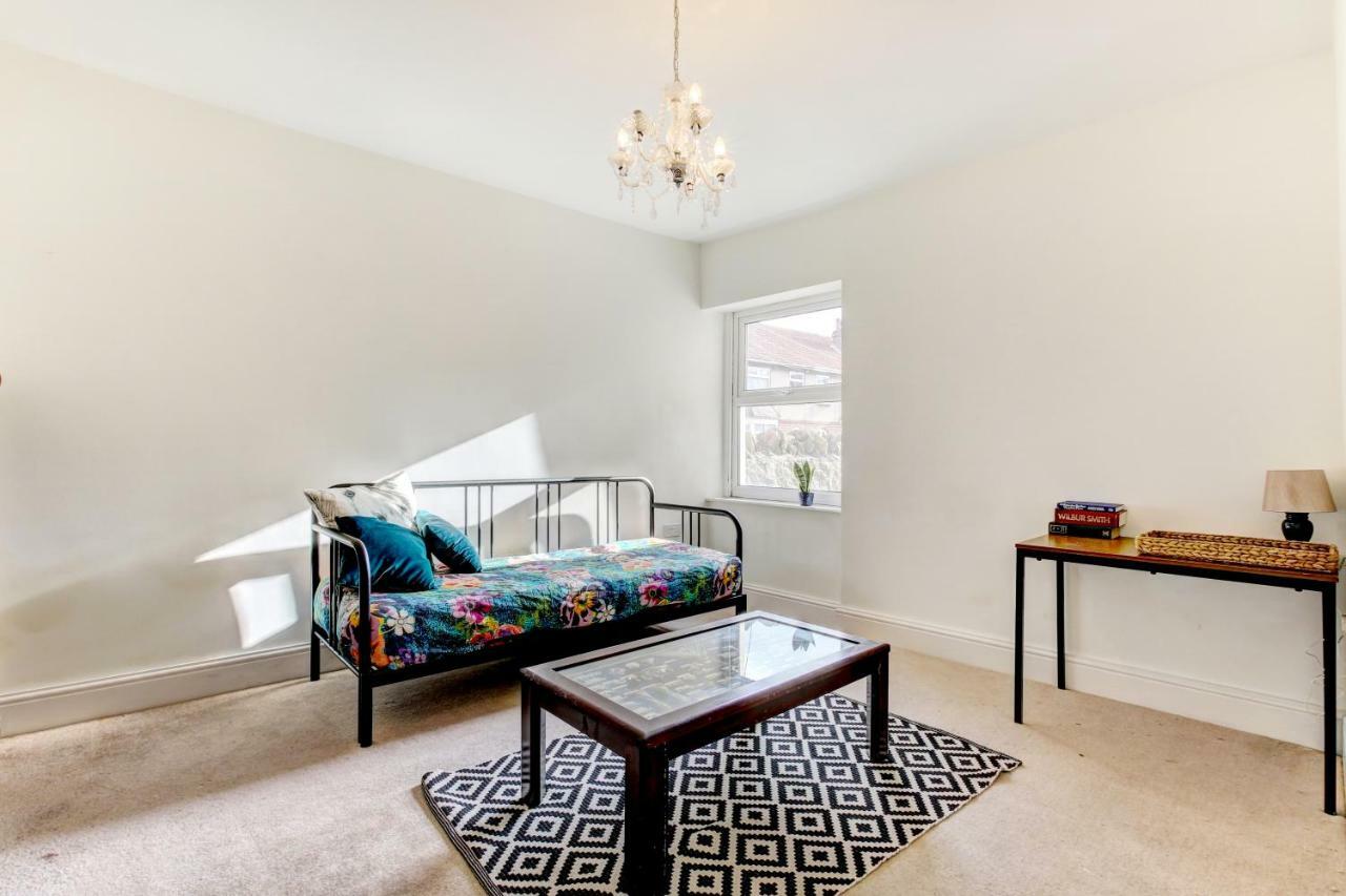 Lovely 3 Bed House In Bristol Villa Exterior photo